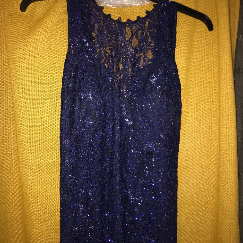 blue dress